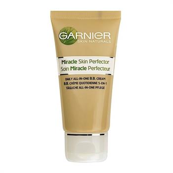 Garnier BB Cream Miracle Skin Perfector SPF15 Medium Για Κανονική Επιδερμίδα 50ml