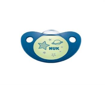 Nuk Trendline Night & Day Πιπίλα Σιλικόνης Διαστημόπλοιο 18-36m+ 1τμχ με θήκη (10.739.509)