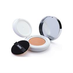 Intermed Luxurious Silk Cover BB Compact 01 Light Πούδρα Με Spf50+ 12gr