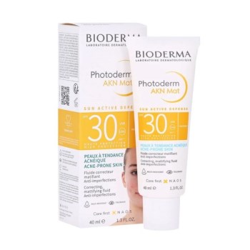 Bioderma Photoderm AKN Mat Fluid Αδιάβροχη Αντηλιακή Κρέμα Προσώπου SPF30 40ml