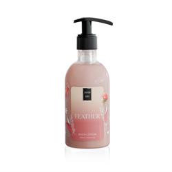 Lavish Care Feather Κρέμα Σώματος, 300ml